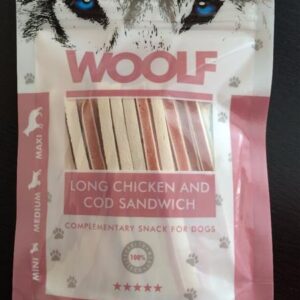 Pamlsok Woolf Dog Chicken & Codfish Soft Sandwich LONG 100 g